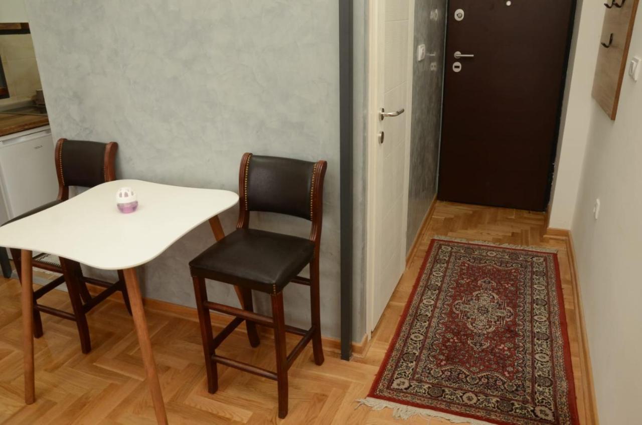 Apartman Djura Belgrad Exterior foto